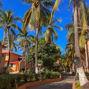https://hotel-oasis.mazatlan-hotels.com
